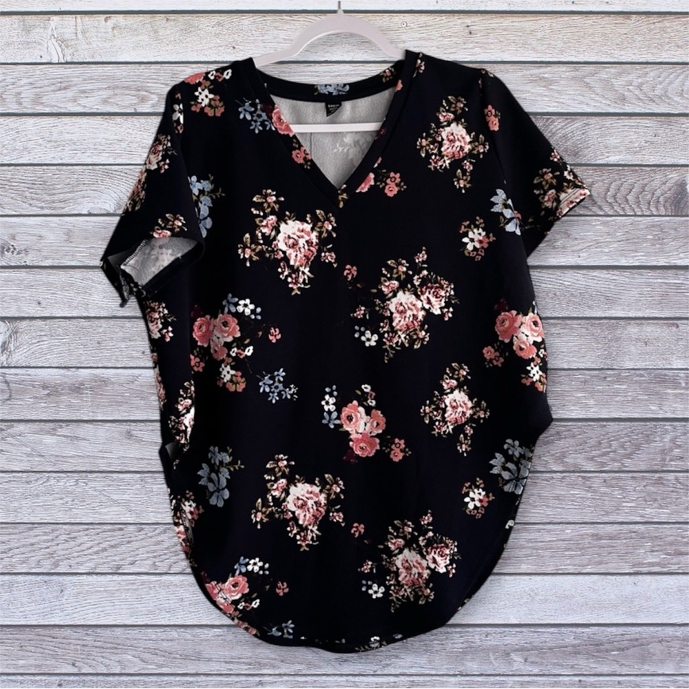 Shein Curve 1xl black floral blouse